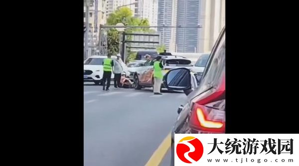 萝卜快跑是无人驾驶还是远程驾驶