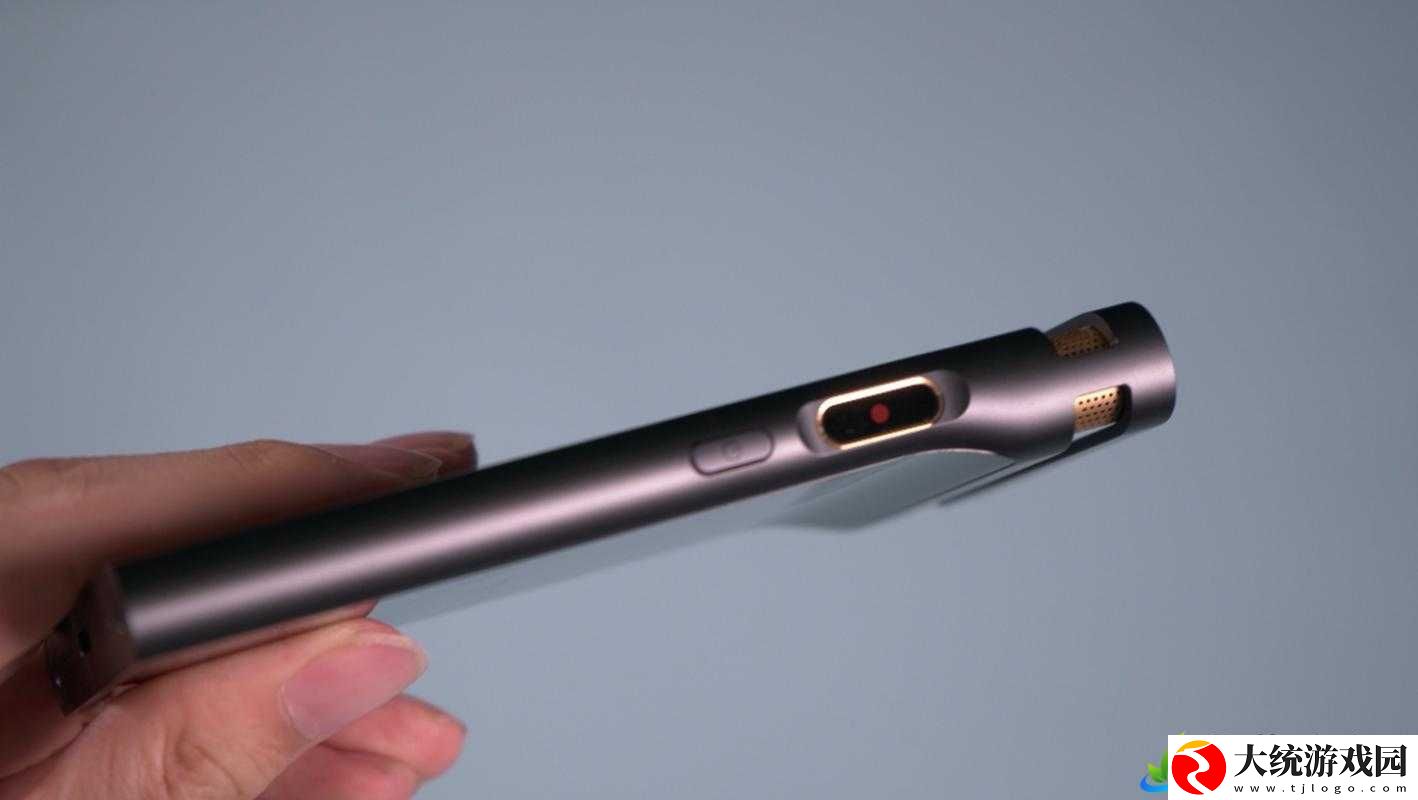 教室里的神秘遥控器