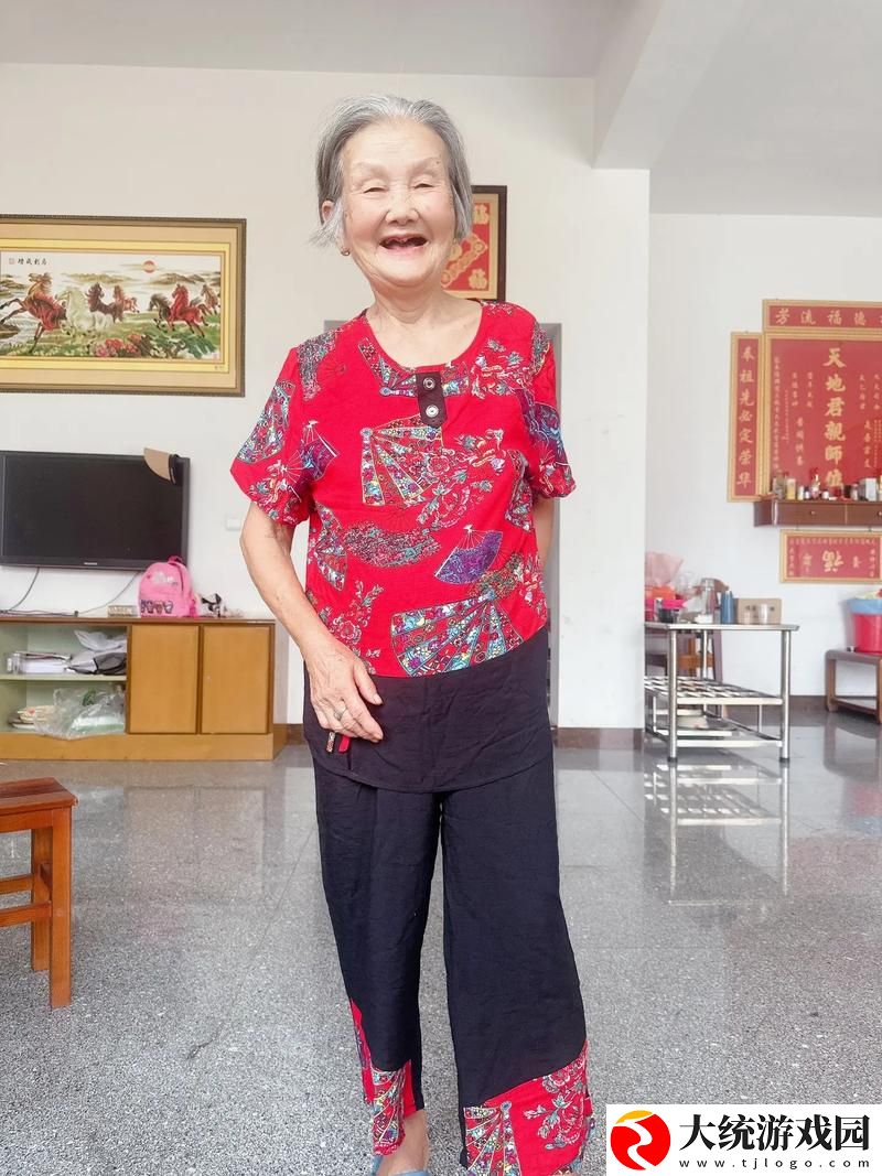 中国老太太granny80