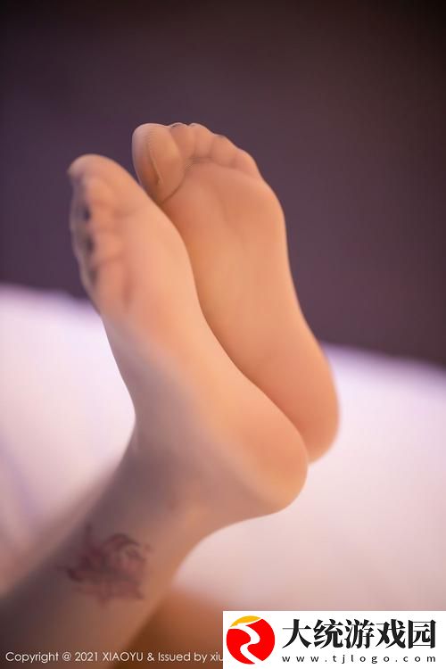 女人脱精光直播app下载合集