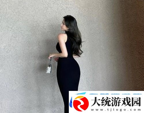 漂亮的妈妈中字开头9个字