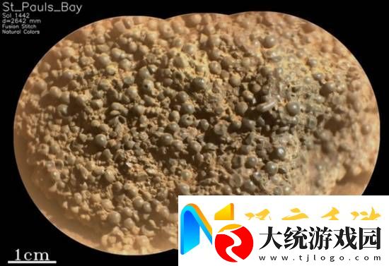 美国火星车发现诡异怪石