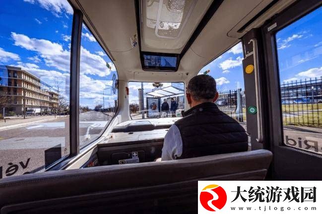 文远知行欧洲首秀
