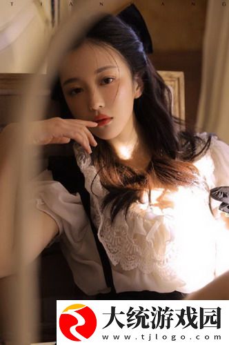 国产女VA88的魅力与发展潜力:年轻群体的全新偶像崛起,值得我们共同关注!