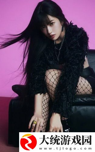 91♥丨PORNY丨白浆热潮来袭，网友惊呼：探索未知的惊艳体验！