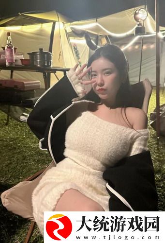 姨母家的客厅为何总是让人流连忘返?网友惊呼:那是情感的温暖港湾!