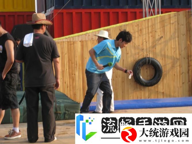 女孩智勇大冲关