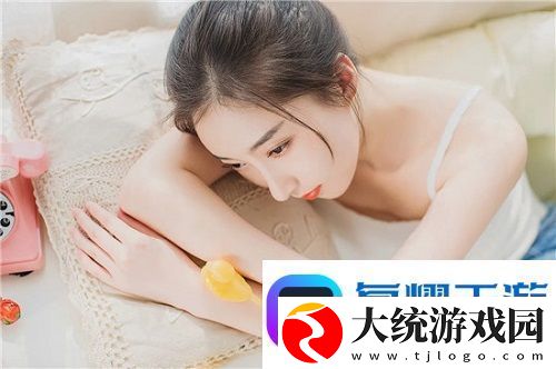 50岁迷人的岳引领时尚潮流-老狼点评