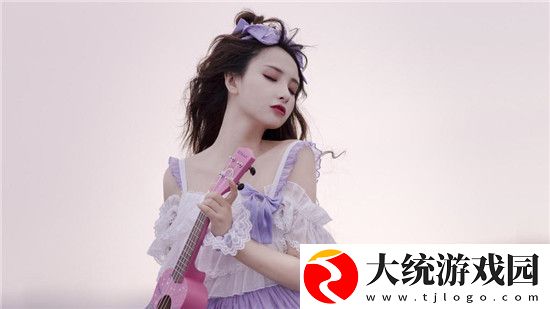 蘑菇香蕉茄子绿巨人丝瓜草莓